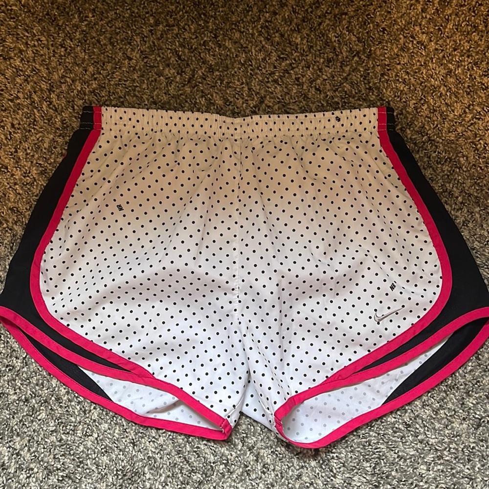Brand: Nike   Size: Small   Color: Pink, Black, & White